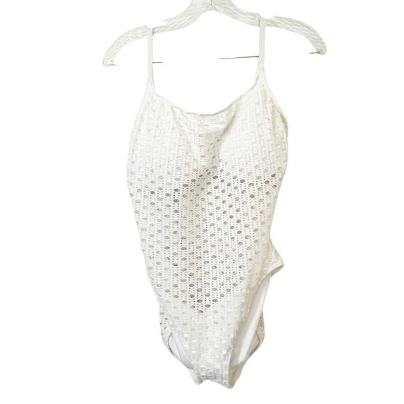 Carmen Marc Valvo Women's Crochet One-Piece Swimsuit White Size 14 NWOT - Picture 3 of 9